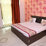 Hotel Axiom Prime