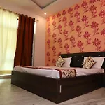 Hotel Axiom Prime