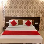 Hotel Axiom Prime