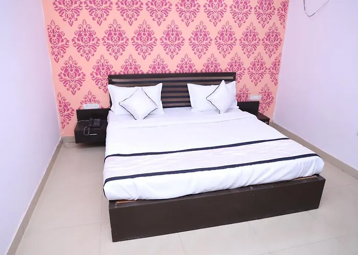 Hotel Axiom Prime